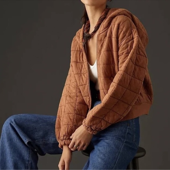 ANTHROPOLOGIE PILCRO & THE LETTER PRESS
QUILTED BOMBER HOODIE XL CROP JACKET - Picture 4 of 10